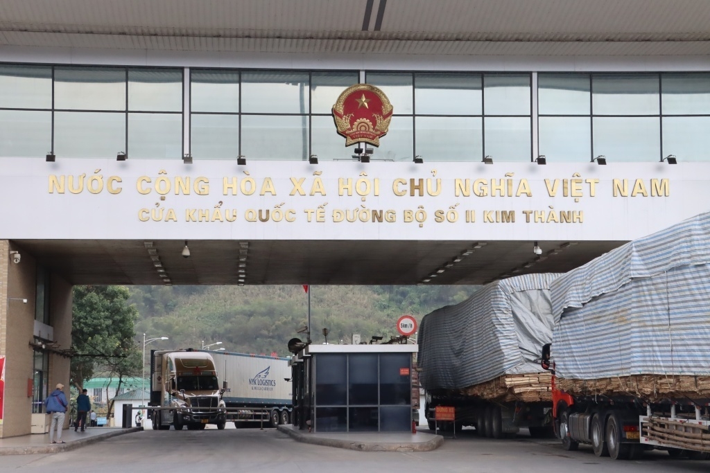 Exports sets a record US$ 400 billion